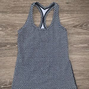 Lululemon tank top